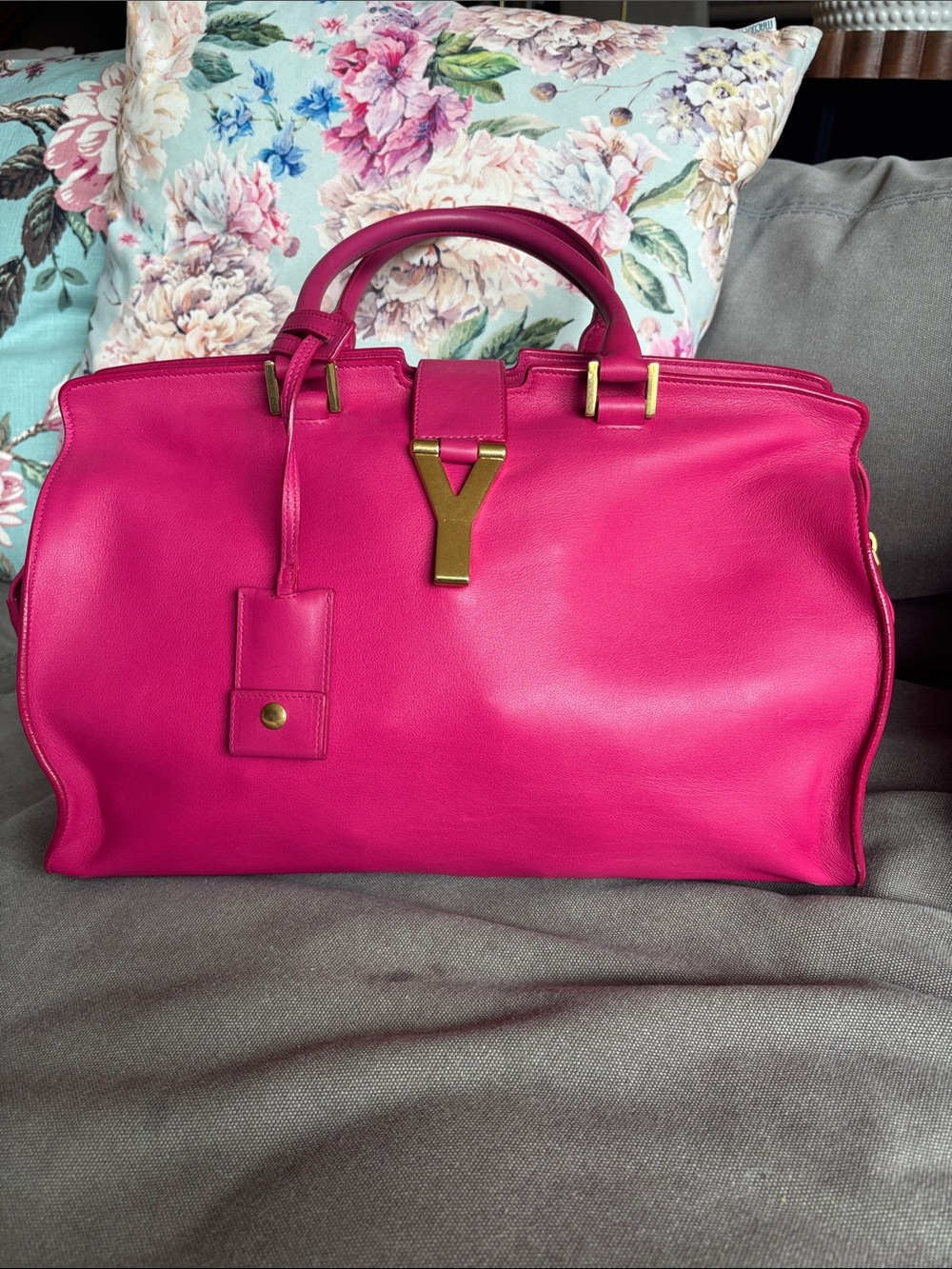 Saint Laurent Leather Y Cabas Medium tote purse fushia
